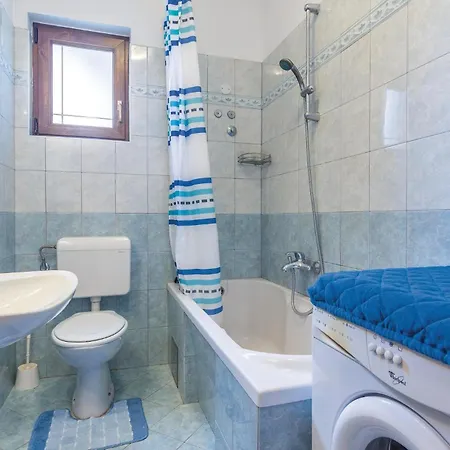 Apartman Beautiful In With Kitchen *